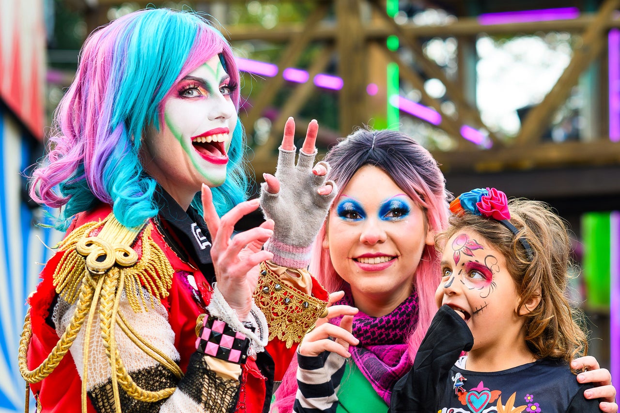 Meet Daysee at the Festival of Freaks | Halloween Spooky Days